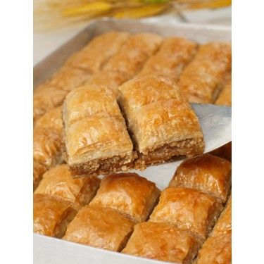 БАКЛАВА С ОРЕХИ 400 ГР