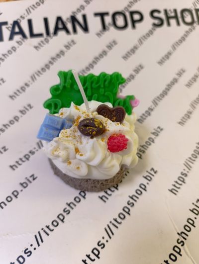 РЪЧНО ИЗРАБОТЕНА СВЕЩ HAPPY BIRTHDAY