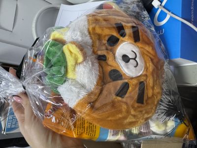 МИЛКА ЛАКОМСТВА ЗА КОЛЕДА + ЧАНТИЧКА МЕЧЕ НЕСТЛЕ